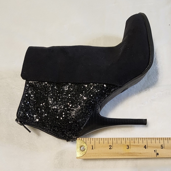 Mossimo Supply Co. Black Suede And Sparkle Heeled Ankle Boots, EUC, Size 7.5 - Picture 7 of 8